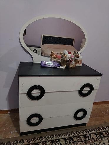 Yataq otağı mebel dəsti Tərkibi: - İki nəfərlik çarpayı – yumşaq — 3