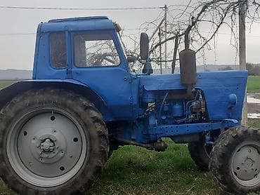 turbo az traktorlar: Mavi rəngdə kabinəli kənd təsərrüfatı traktoru. Xüsusiyyətlər: - — 2