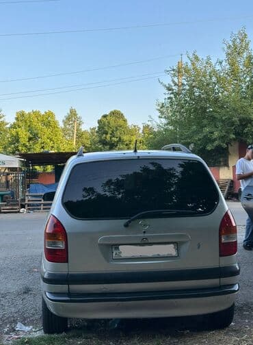 bakida kiraye evler heyet evi: Opel Zafira: 1.8 l | 1999 il 184000 km Van/Minivan — 3