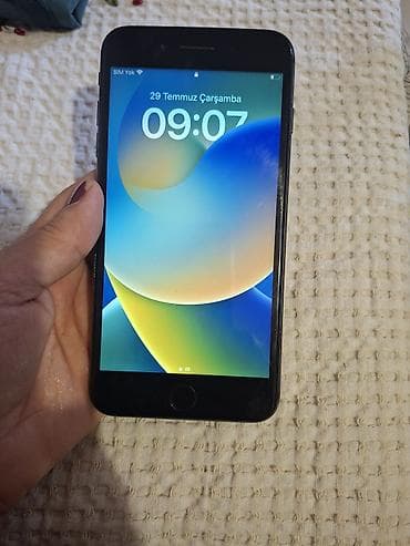 айфон 5 с: IPhone 8 Plus, Черный, Отпечаток пальца — 8