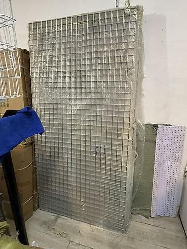setka: Mağaza və ticarət obyektləri üçün metal tor stend paneli / gridwall — 3