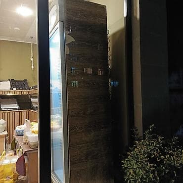 Холодильное оборудование: Vitrin tipli ticarət soyuducusu - Şaquli vitrinli model, ön tərəfi — 1