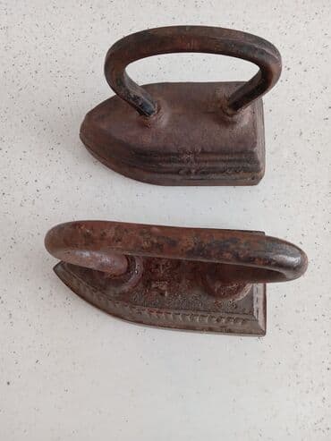 qədimi qəpiklər: SSRİ vaxtından qalma ANTİKVAR qədmi ağır ütülər. İkisi bir yerdə — 2