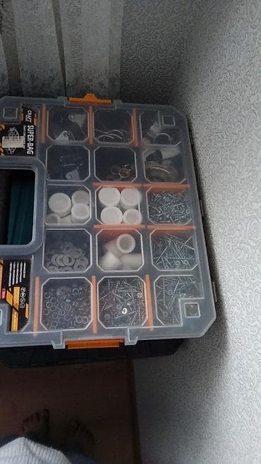 Строительные леса: Alət dəsti – çoxfunksiyalı komplekt Tərkib: - Akkumulyatorlu — 3