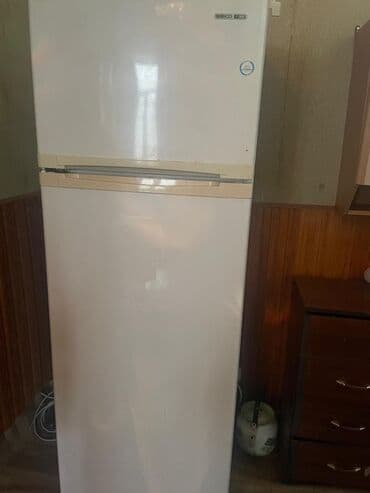 2 qapılı Beko Soyuducu Satılır, rəng - Ağ