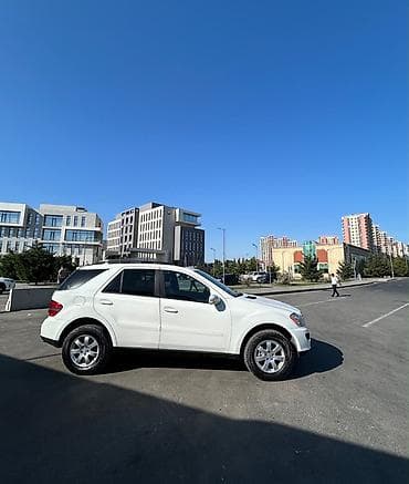 Mercedes-Benz M-Class: 3.5 l | 2006 il Ofrouder/SUV — 4