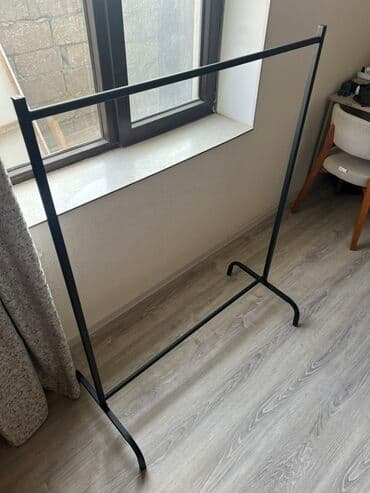 lazer otagi arenda: Ölçü texmini Hündürlük 134 Eni 103 Metall paltar asılqanı/rax - — 6