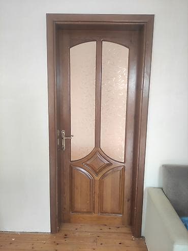 Taxta iç qapılar dəsti - Material: massiv taxta (təbii ağac
