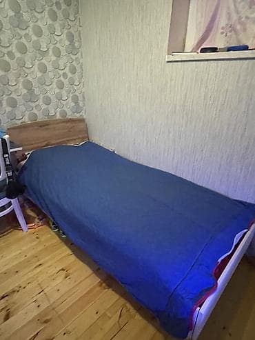 tek termolar: 2metr 95eni 2ədədir matrasi yoxdur cuzi endirim olacaq vp yazin zəng — 1