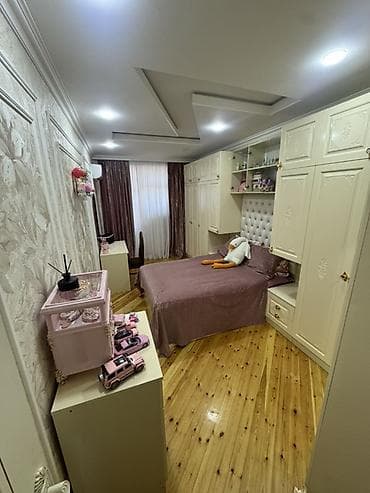 kiraye bina: 🏡 SATILIR – TƏCİLİ MƏNZİL 📍 Çiçək qəsəbəsi, çox əlverişli ərazi 🟢 9 — 7