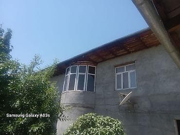 8 otaq, 400 kv. m, Orta təmir