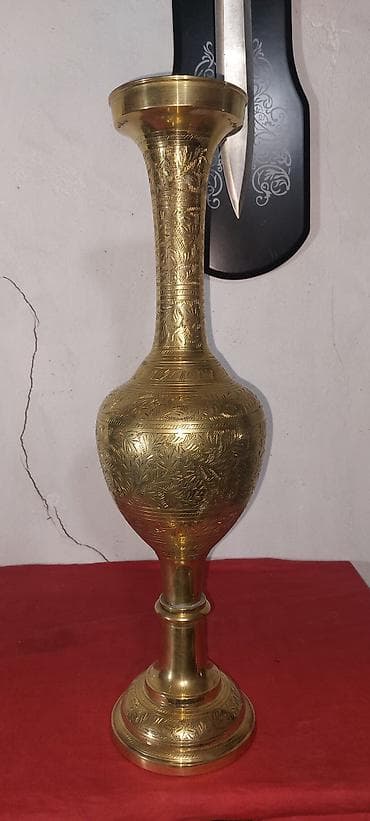 yataq dəsdi: Vaza dəsti, Mis — 2