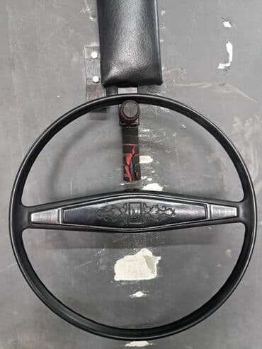 Klassik üslublu avtomobil sükanı - Material: möhkəm plastik/rezin