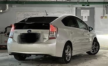 plus toyota: Toyota Prius: 1.8 l | 2010 il Hetçbek — 7