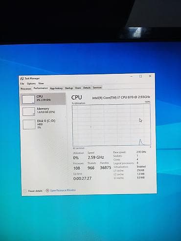 processor core i7: Yalnız kompyuter keysi satılır. Monitor falan yoxdur. Təzə format — 9