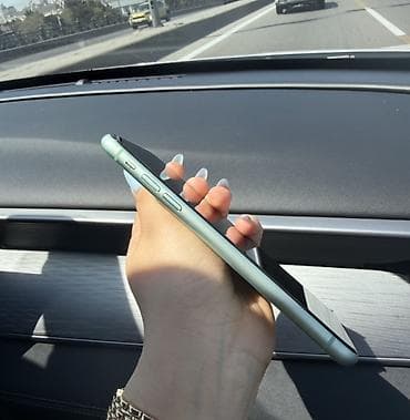 iphone 12 mini korpus: IPhone 11, 64 GB, Yaşıl, Face ID — 3