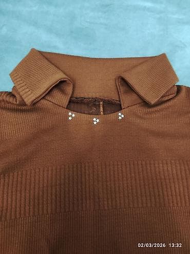 Qadın üçün trikotaj paltar - Rəng: kərpic-qəhvəyi - Model: düz kəsim — 5