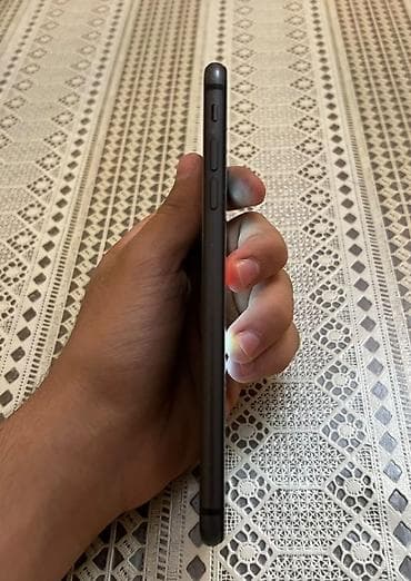 IPhone 8 Plus, 64 GB, Qara, Simsiz şarj