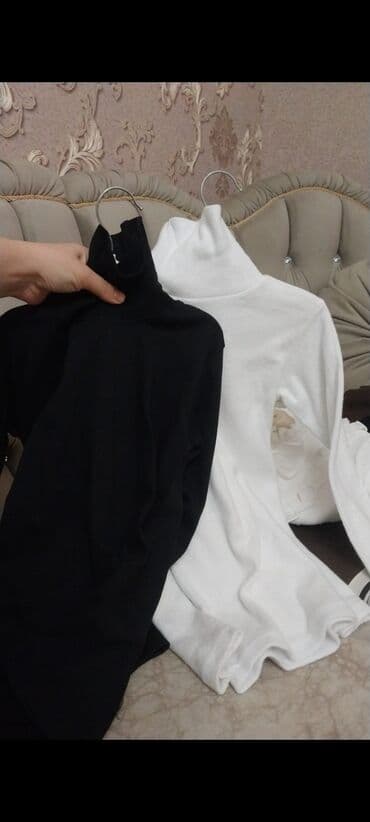 Unisex boğazlı köynək (sviter tipli) – iki rəngdə: - Rənglər: qara və