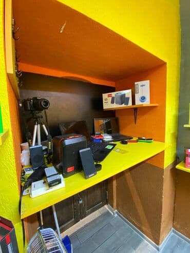 bakı tikiş evi ünvanları: İçəri şəhər metrosuna yaxın Torqovuya yaxın əşyali təmirli 1 otağlı — 12