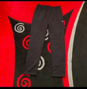 sekilli koynekler: Kişi Paltarları Satılır. 1 şəkil: razmer 44-46 (S-M); 8 AZN. 2 şəkil — 10