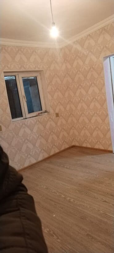 130 nomreli mekteb: 1 otaqlı, 35 kv. m, Yeni təmirli — 3