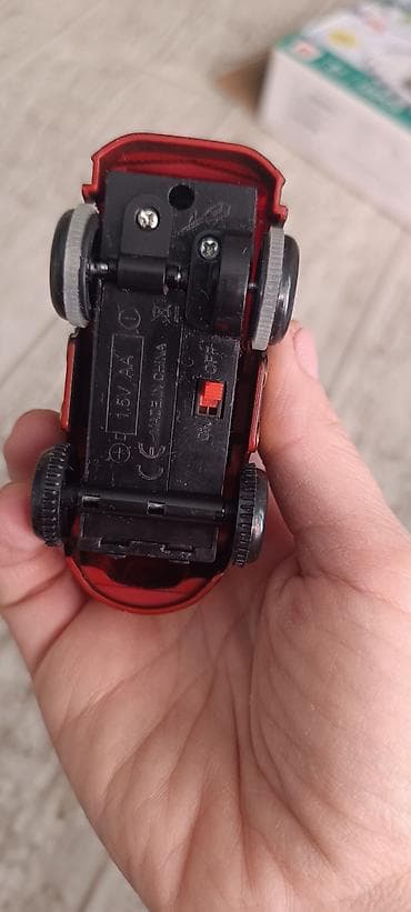 Игрушки: Oyuncaq təzədi. Hədiyyə olunub, amma heç qurulmayıb. Qutusu belə — 5