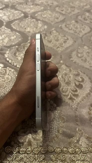 işlenmiş kondisoner: IPhone 15, 128 GB, Ağ, Qırıq — 2