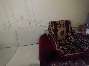 stol satılır: Di̇van-kravat, İşlənmiş, Açılmayan, Bazasız, Parça, Çatdırılma yoxdur — 4