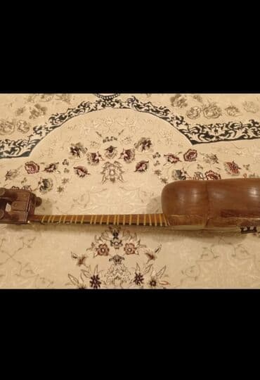 Tar – milli simli musiqi aləti - Korpus: iki kameradan ibarət, armud — 3