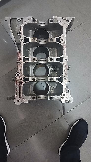 ucuz niva: Salam Blok satılır Tayota Kamry 2008 modelindi 2.4 matorun blokudu — 2