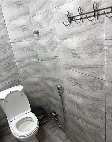 Kooperasiya universitetin düz yanı, Atçılıq mərkəzi, Neftçi baza — 6