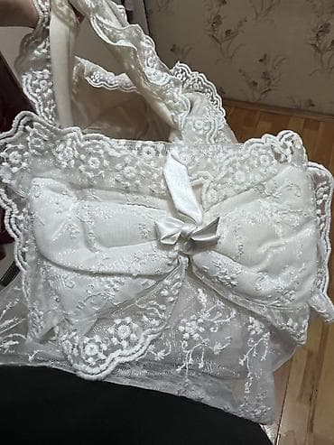 lay lay matras: Oğlan və qız üçün, İşlənmiş, Dördbucaq, Beşik, Matras ilə, Yellənmə mexanizmsiz — 4