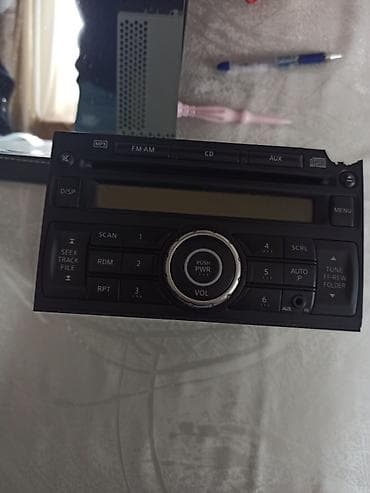 Магнитолы: Магнитола, AUX — 1