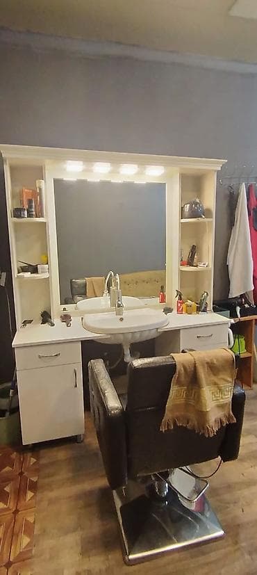 goran mebel: Peşəkar bərbər iş yeri dəsti - Geniş iş masası: İşıqlı böyük güzgü — 2