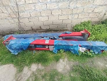 permanent aparati satisi: İki dirəkli avtomobil qaldırıcı Model: UE-2P4T (lövhədə qeyd olunub) — 3