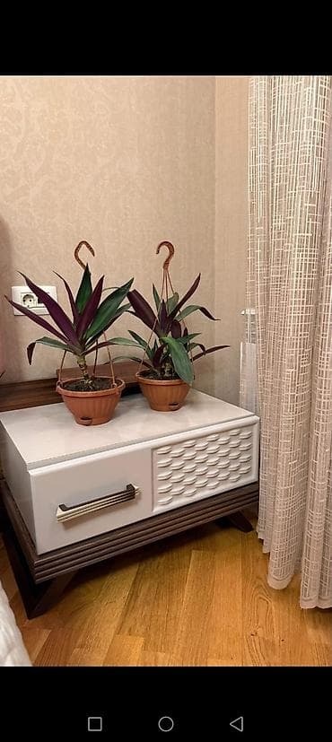 taxt satilir: Yataq dəsti təcili Satılır 799m taxt 210*170 (baş hissəsi 220sm) — 2