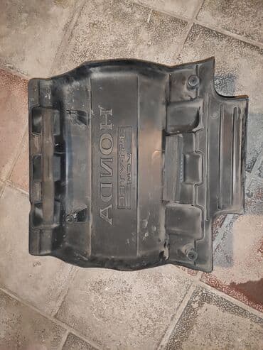 matoru vurub: Salam Honda Pilot 3.5 in matorun üst qapağı — 2