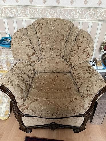 köhnə divan kreslo alıram: Klassik divan, Divan — 1