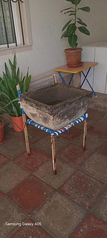 balka: Məhsul: Dəmir ayaqlı beton/kamiz çanaq (daş yuyunma leğəni) Təsvir: - — 3