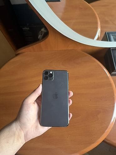 IPhone 11 Pro Max, 64 GB, Space Gray, Face ID — 2