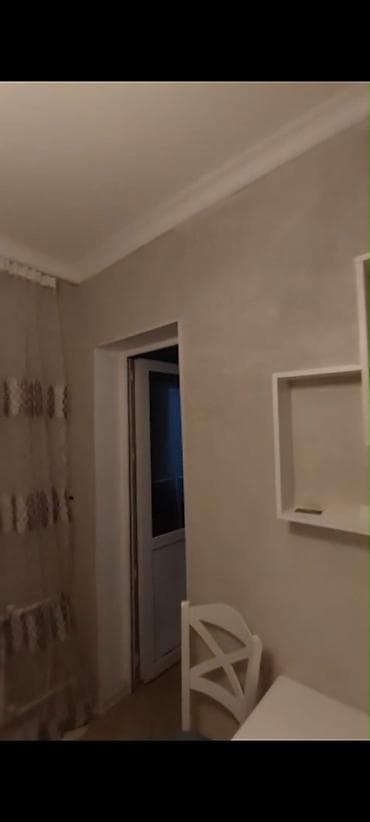 şabran ev: 18ci mk 3otaqli içi əşyalı ev kira verilir 5in 5ci mərtəbəsi 450azn — 10
