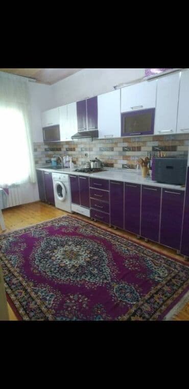 20 yanvarda 2 otaqli evler: 4 otaqlı, 160 kv. m, Yeni təmirli — 3