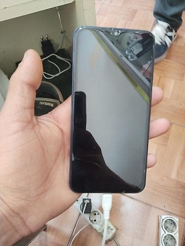 ses ucaldıcı: Samsung Galaxy A10, rəng - Mavi, Qırıq — 1
