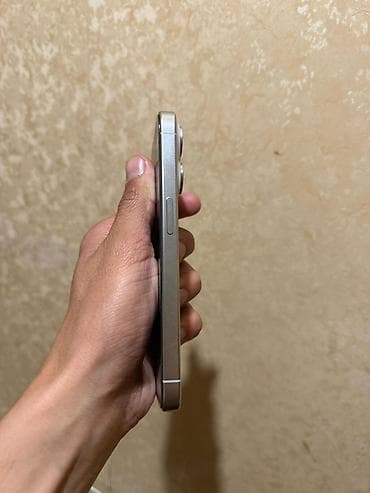 iphone 15 plus mavi: IPhone 15 Pro, 128 GB, White Titanium, Simsiz şarj — 5