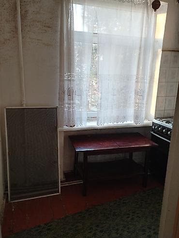 agdasda satilan evler: Bakı, Suraxanı, 1 otaqlı, Köhnə tikili, m. Qara Qarayev, 31 kv. m — 4