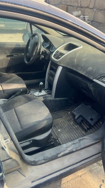 ravon satış mərkəzi: Maşın ehdiyat hisseleri satılır etiyaci olanlar muraciet ede bilər — 1