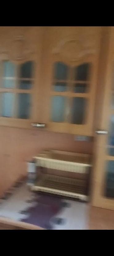 agdas rayonunda satilik ev: Ev kirayə verilir 350manst 3 otaq 1 mətbəx əşyalı 4cü mərtəbə uzun — 4