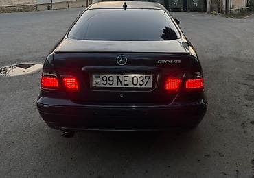 Mercedes-Benz CLK-Class: 2.3 л | 2000 г. Купе
