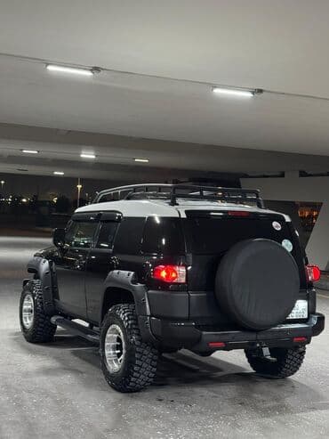 işlənmiş oturacaqlar: Toyota FJ Cruiser: 4 l | 2006 il Ofrouder/SUV — 5